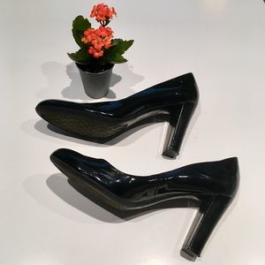 Calvin Klein | Shiny Black 3.5” Heels 8.5